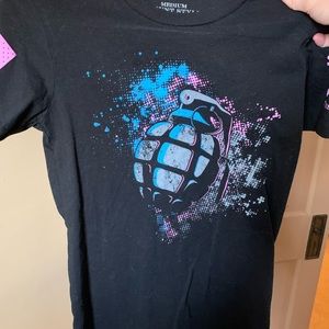 Grunt style woman shirt